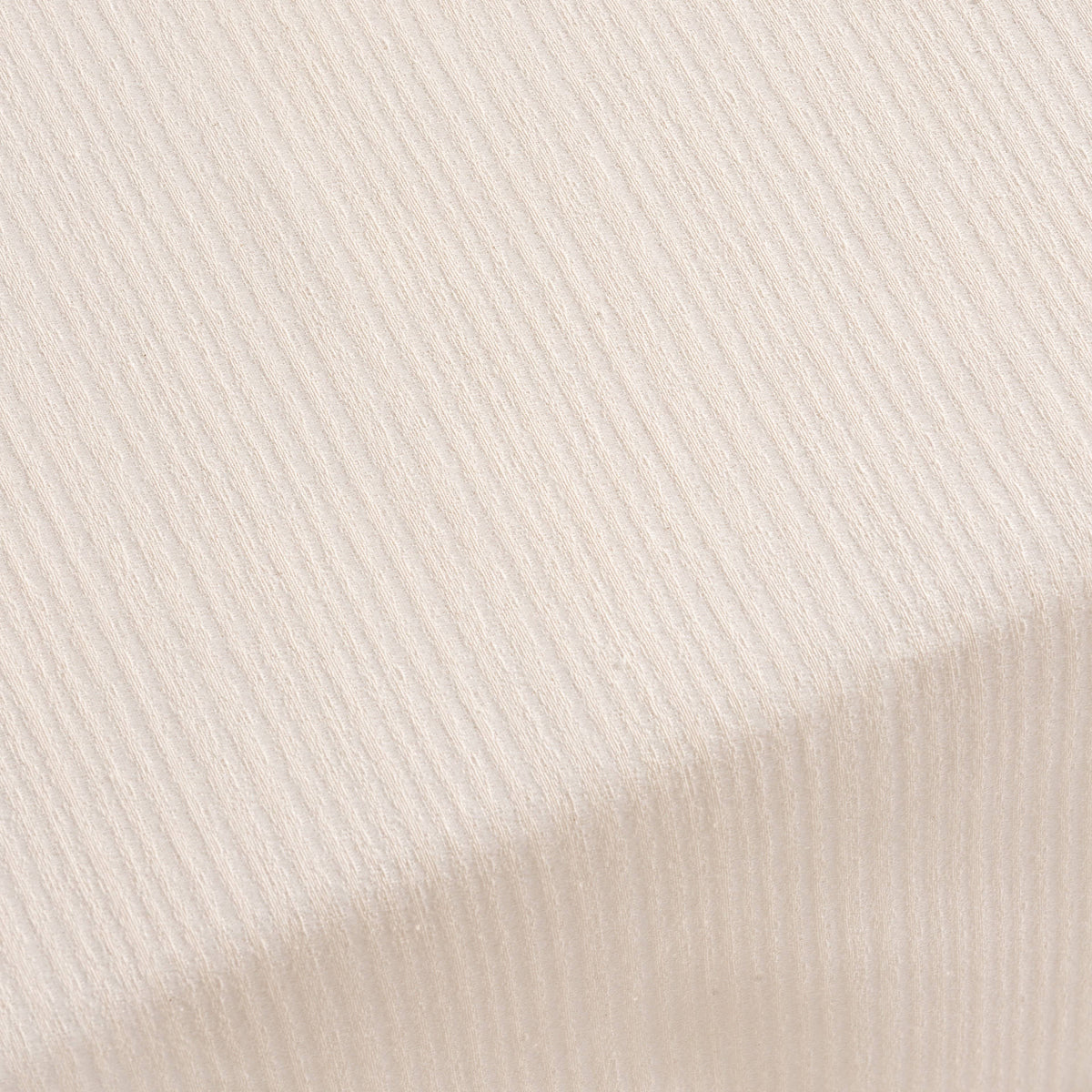 Anelo Jacquard Woven Stain Resistant Tablecloth